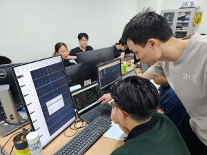 Điểm chuẩn ngành Điện tử Viễn thông 2026 cao nhất 28,57 điểm