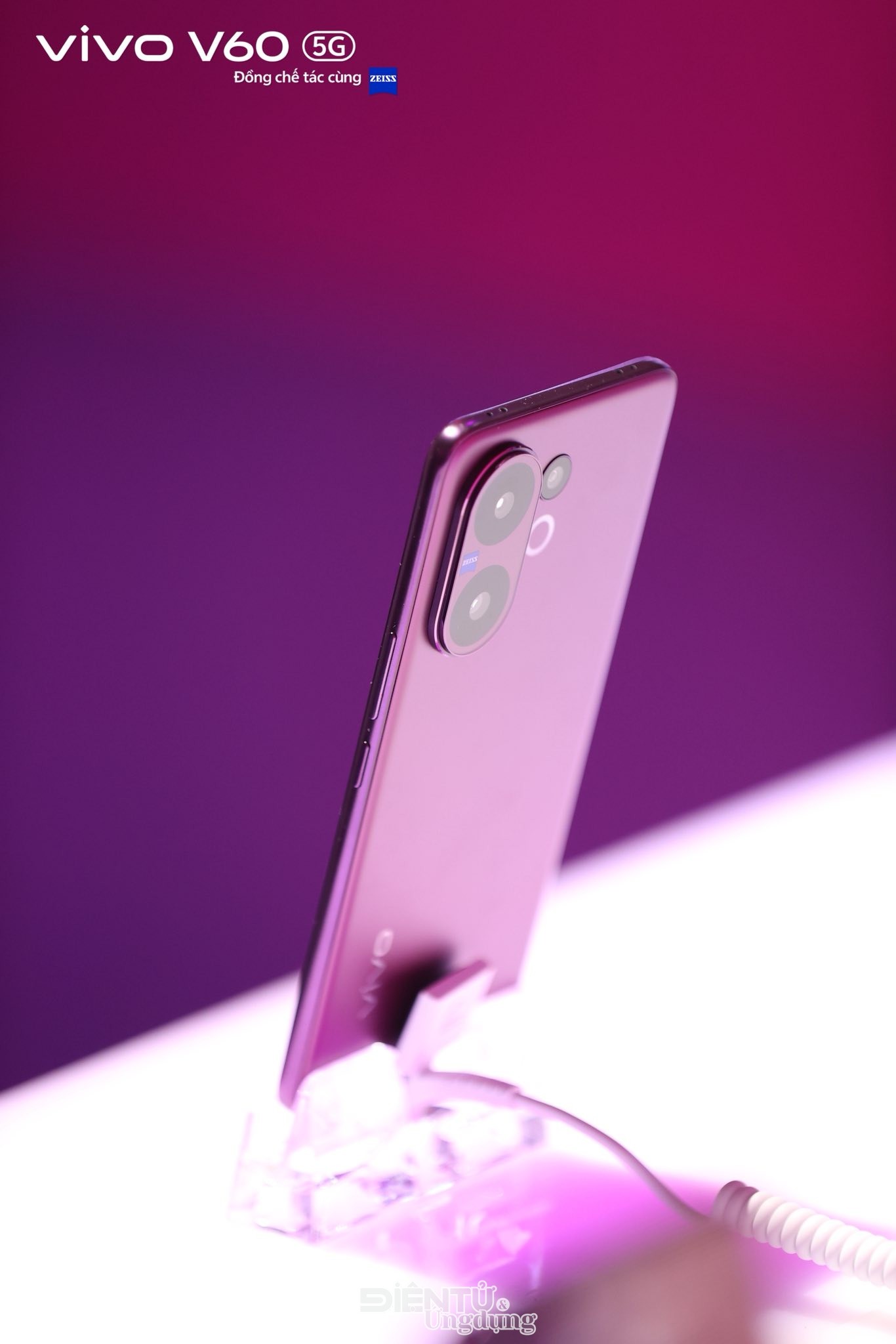 vivo V60 5G chính thức ra mắt, giá từ 15.990.000 đồng