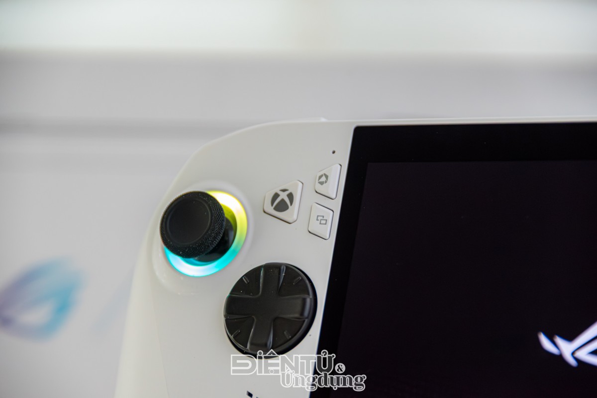 ASUS ROG Xbox Ally và ROG Xbox Ally X chính thức lên kệ ASUS ROG Xbox Ally và ROG Xbox Ally X chính thức lên kệ