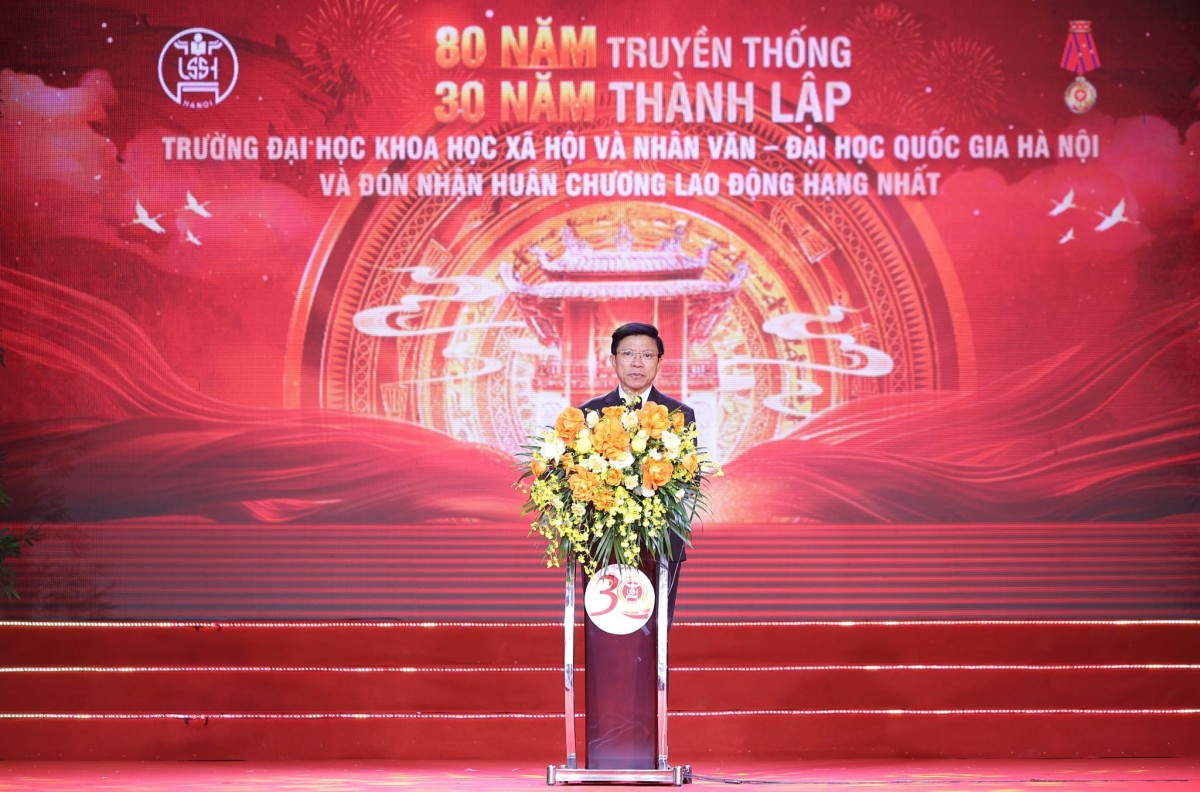 Hào khí 80 năm Văn khoa: Từ sắc lệnh lập quốc đến vị thế đại học tinh hoa Hào khí 80 năm Văn khoa: Từ sắc lệnh lập quốc đến vị thế đại học tinh hoa