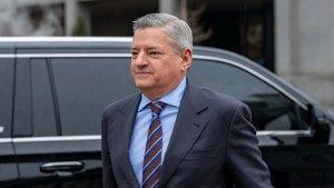 Netflix rút khỏi thương vụ Warner Bros. Discovery, Paramount Skydance chốt giá 31 USD/cổ phiếu