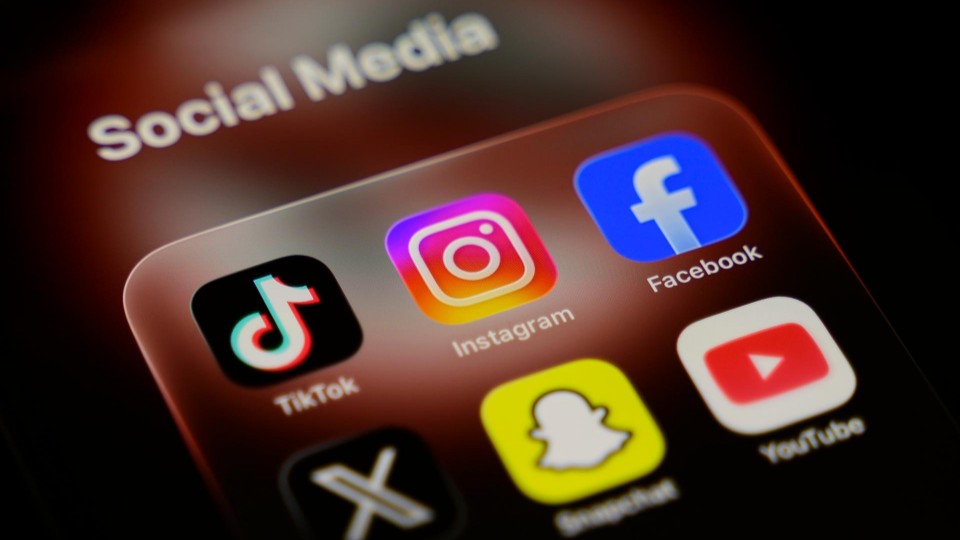 Hy Lạp dự kiến cấm trẻ dưới 15 tuổi sử dụng mạng xã hội từ năm 2027