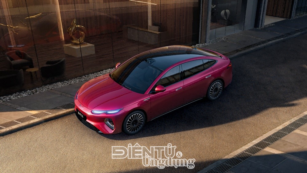 BYD ra mắt siêu xe điện 1.000 mã lực và phiên bản thương mại xe nhanh nhất thế giới tại Bắc Kinh