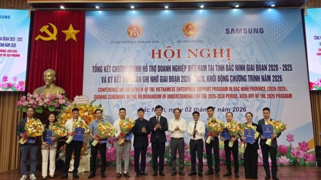 Bắc Ninh tổng kết 5 năm hỗ trợ doanh nghiệp, ký kết hợp tác mới với Samsung