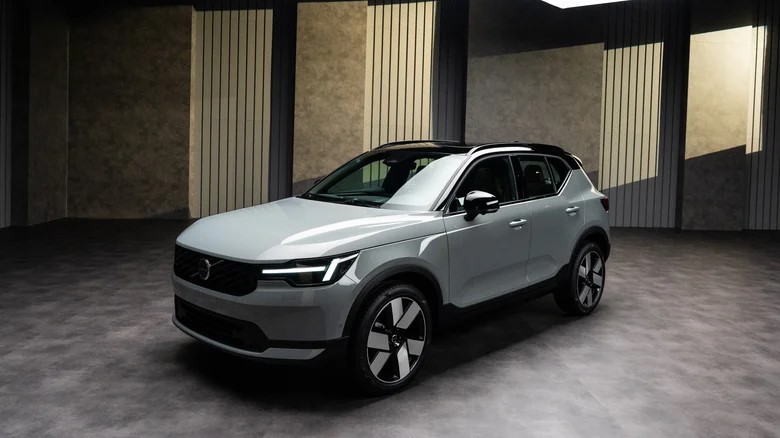 Volvo XC40 2028 trình làng diện mạo mới, tạm biệt bản chạy điện EX40