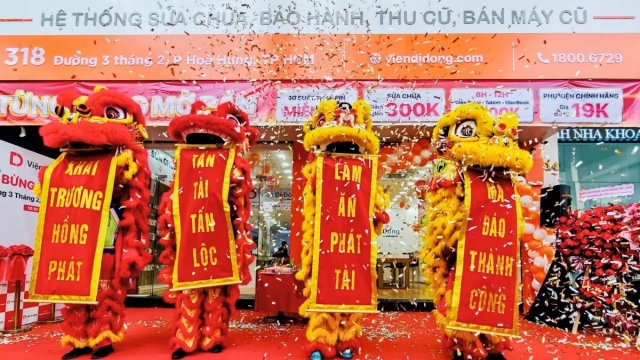 D | Viện Di Động by Di Động Việt khai trương cửa hàng mới