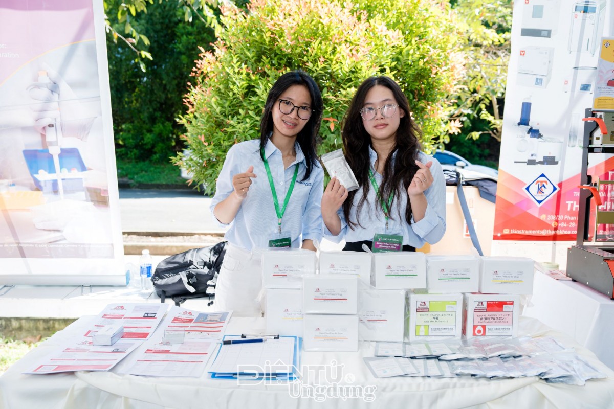 analytica Vietnam