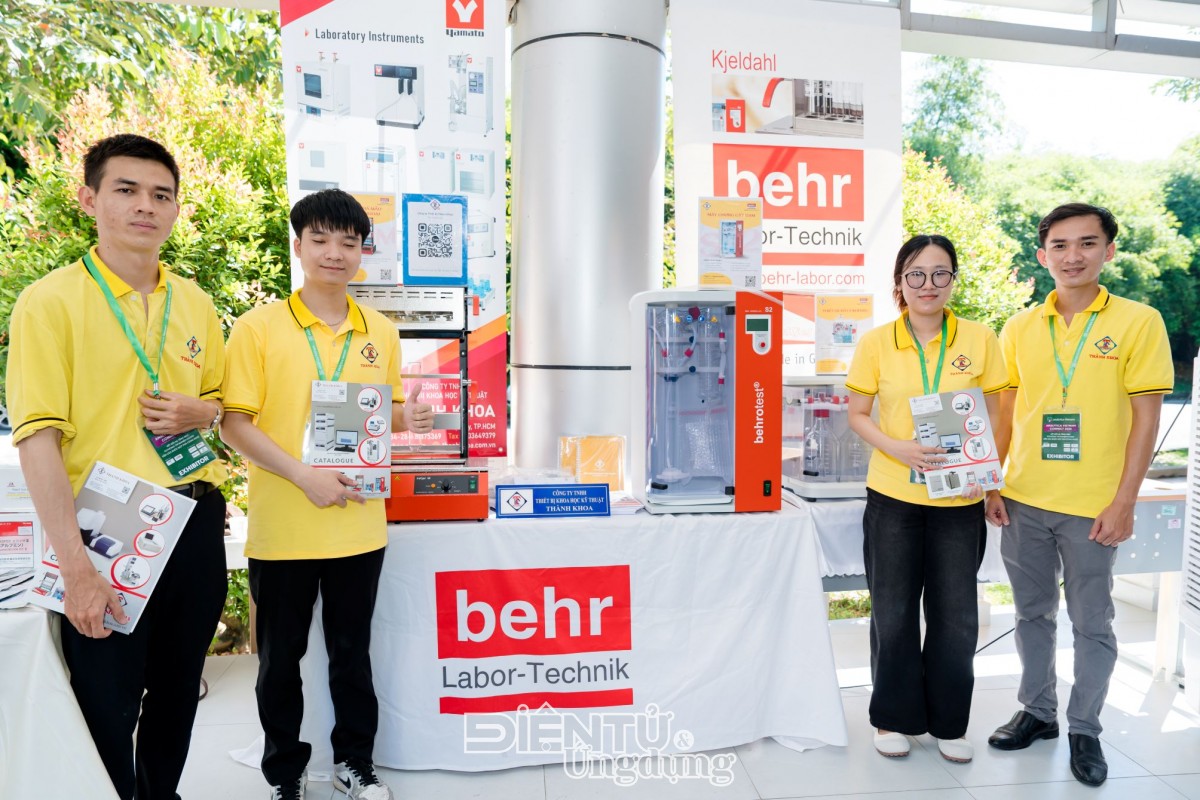 analytica Vietnam