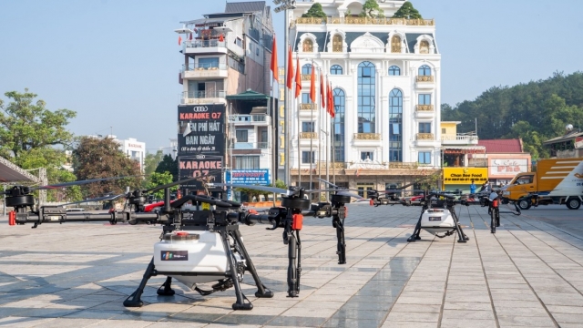 FPT Shop đồng hành cùng Điện Biên phát triển mô hình UAV trong nông nghiệp