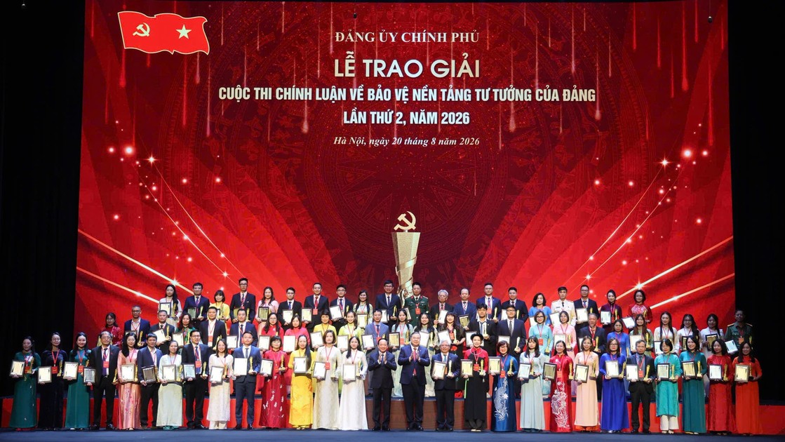 75 tác phẩm được trao giải tại Cuộc thi chính luận bảo vệ nền tảng tư tưởng của Đảng lần thứ II trong Đảng bộ Chính phủ