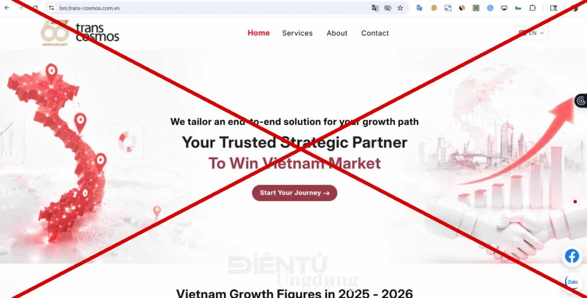 Website Transcosmos Việt Nam trước khi chỉnh sửa dùng bản đồ Việt Nam thiếu Hoàng Sa Trường Sa kích thước lớn trên màn hình desktop